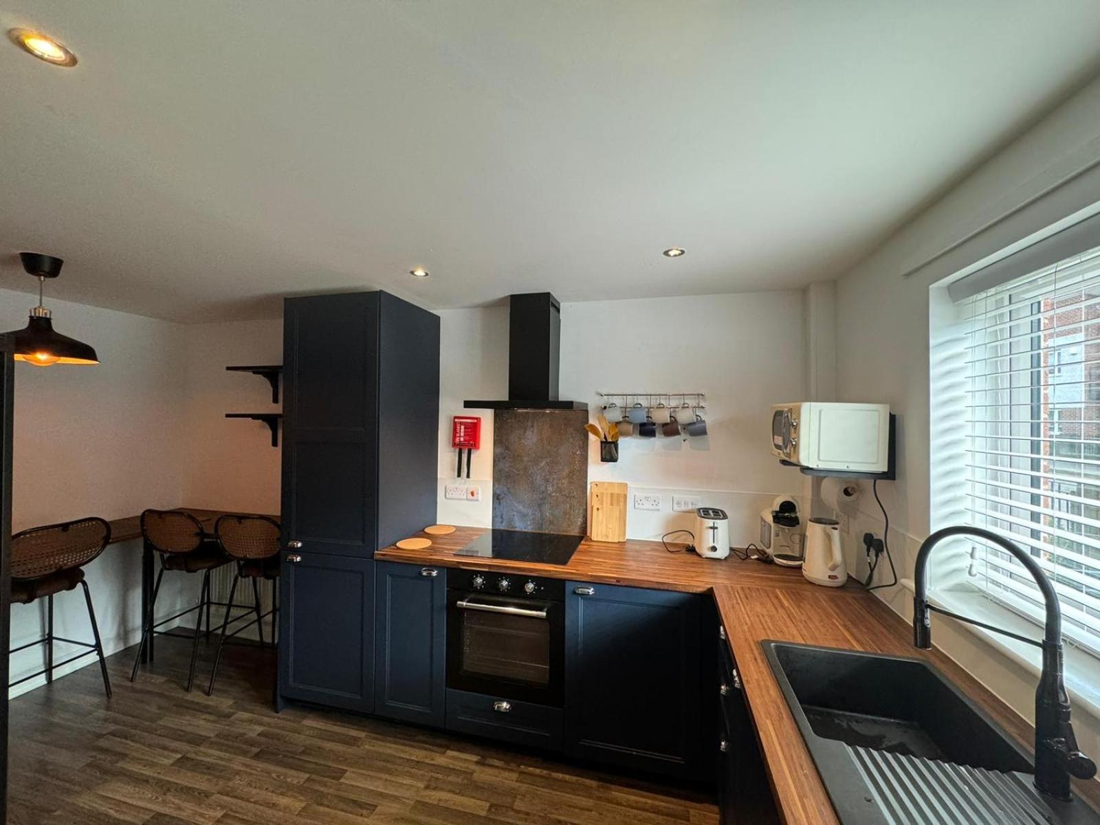 Modern Twin Room Near Ancoats & Etihad Stadium Manchester Buitenkant foto